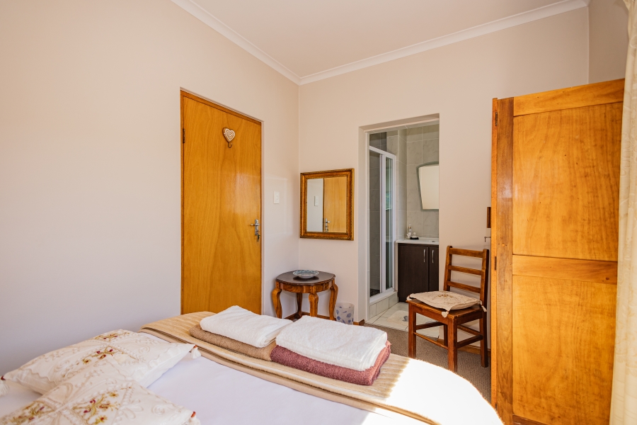 4 Bedroom Property for Sale in Amandelrug Western Cape